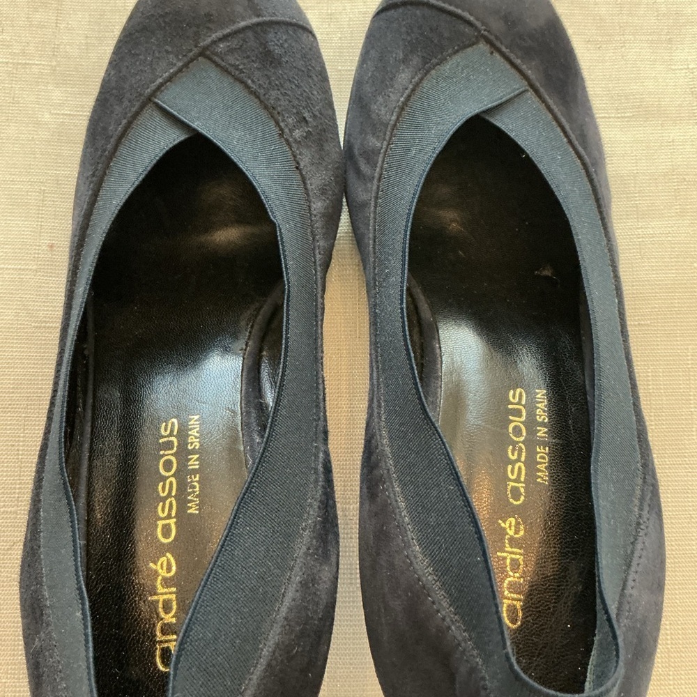 Elegant Navy Blue Wedge Shoes by Andre Assous - Picture 2 of 5